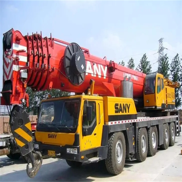 美兰附近工地哪里有吊车出租|应急吊装服务|24小时灵活调度