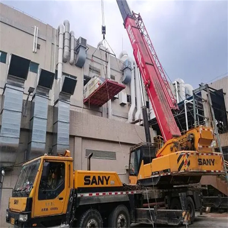 美兰租赁大型汽车吊，助力工程项目高效进行