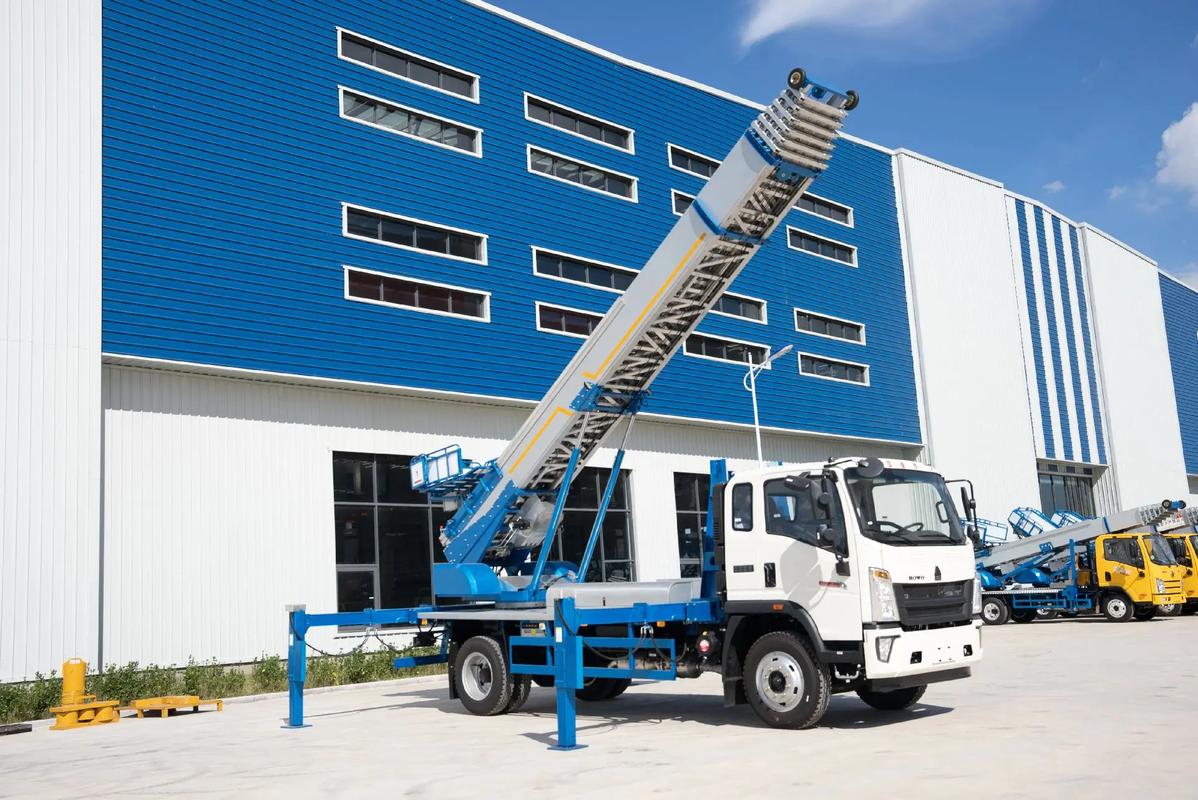 美兰小型云梯车上料车租赁多少钱