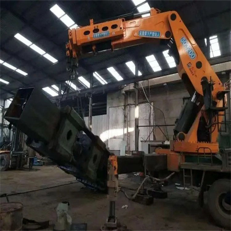 美兰折臂吊出租怎么收费