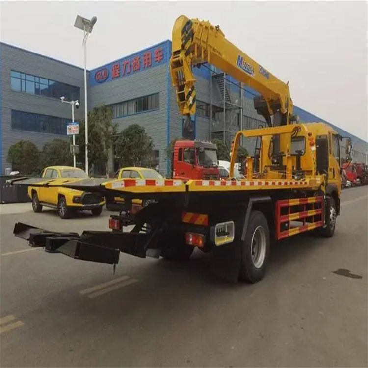 美兰附近小随车吊出租电话，轻松解决搬运烦恼