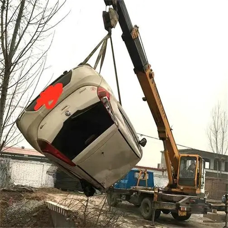 美兰随时待命，吊车24小时道路救援服务全解析