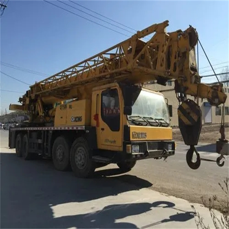 美兰哪里有专业吊车出租